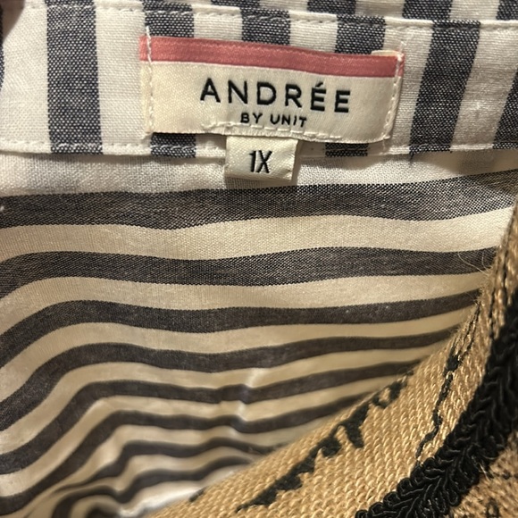 Andree long sleeve, black/white stripe top, 1X, like new | offer in description - Picture 2 of 7